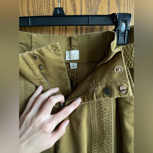 A New Day Paperbag Belted Waist High-Rise Ankle Pants - Picture 2 of 3